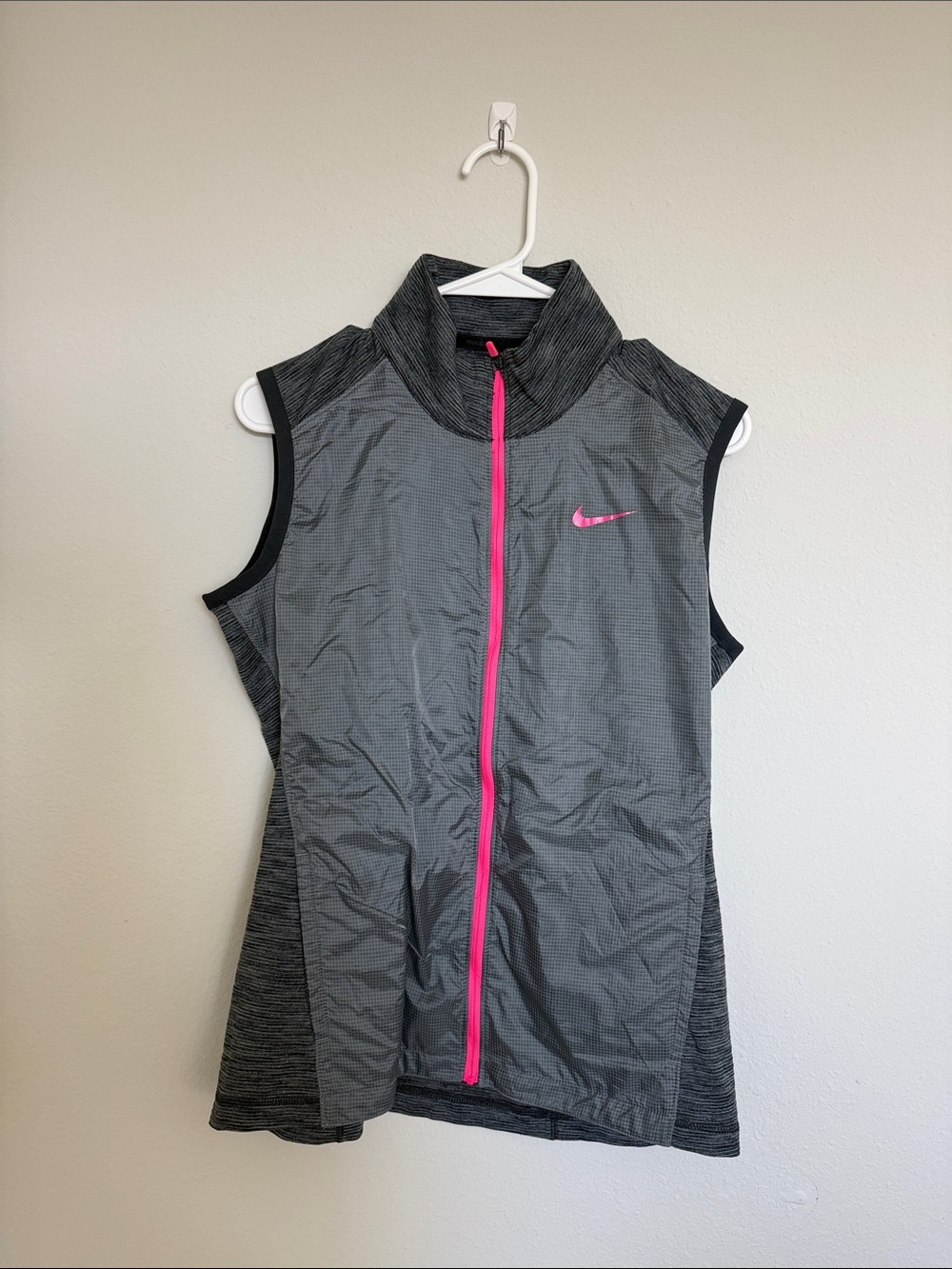 Nike Gray Athletic Sleeveless Vest with Pink Zip